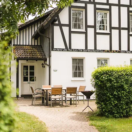 Holiday home Hof Koehne - Doppelhaus - Doppelhexe *